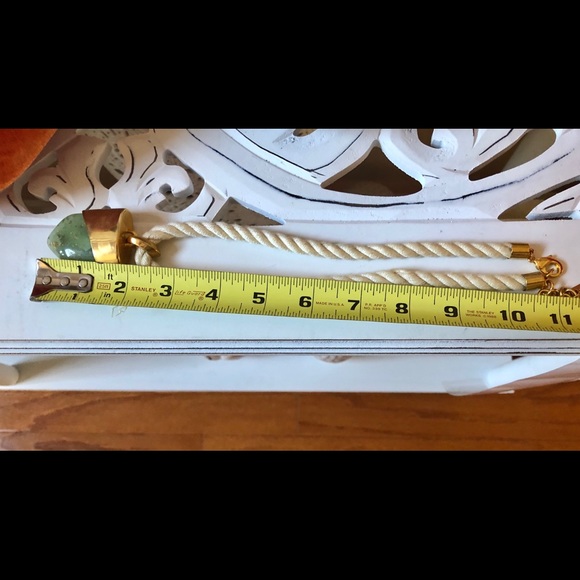 Vince Camuto necklace - Picture 4 of 4